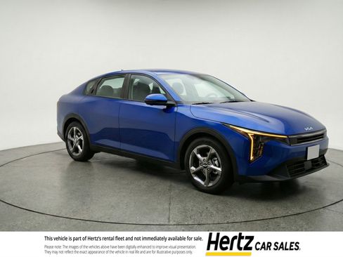 Used 2025 Kia K4 FWD image 1