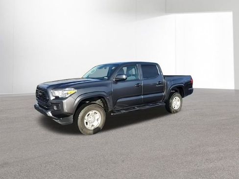 Used 2021 Toyota Tacoma SR image 4
