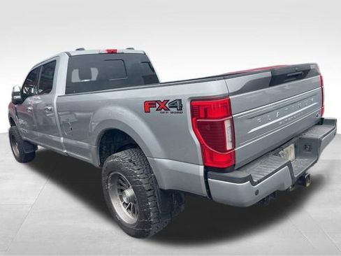 Used 2020 Ford F350 Platinum image 12