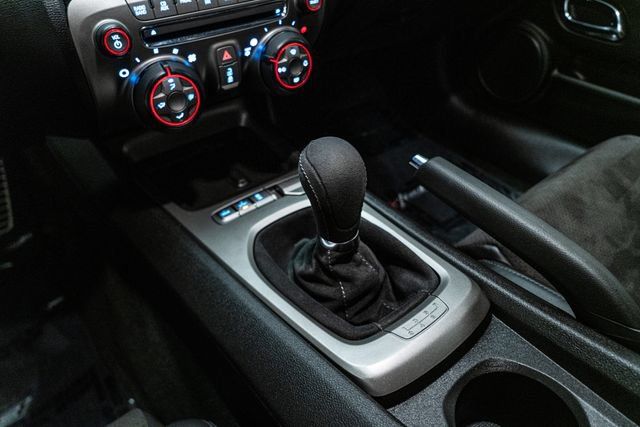 Used 2015 Chevrolet Camaro Z/28 RWD image 27