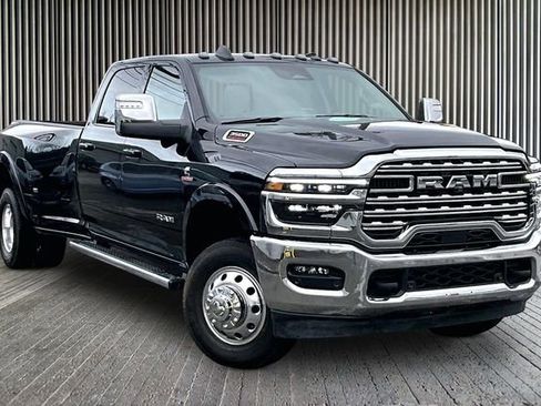 Used 2025 RAM 3500 Longhorn w/ Towing Technology Group image 11