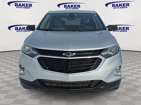 Used 2020 Chevrolet Equinox LS w/ LS Convenience Package image 8