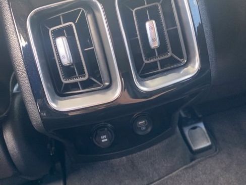 Used 2022 Kia Sorento SX Prestige image 28