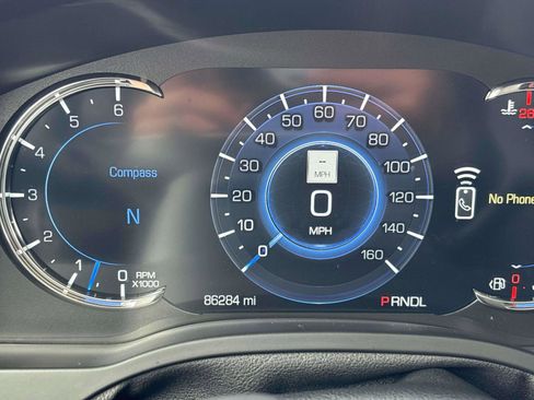 Used 2020 Cadillac Escalade Luxury image 27