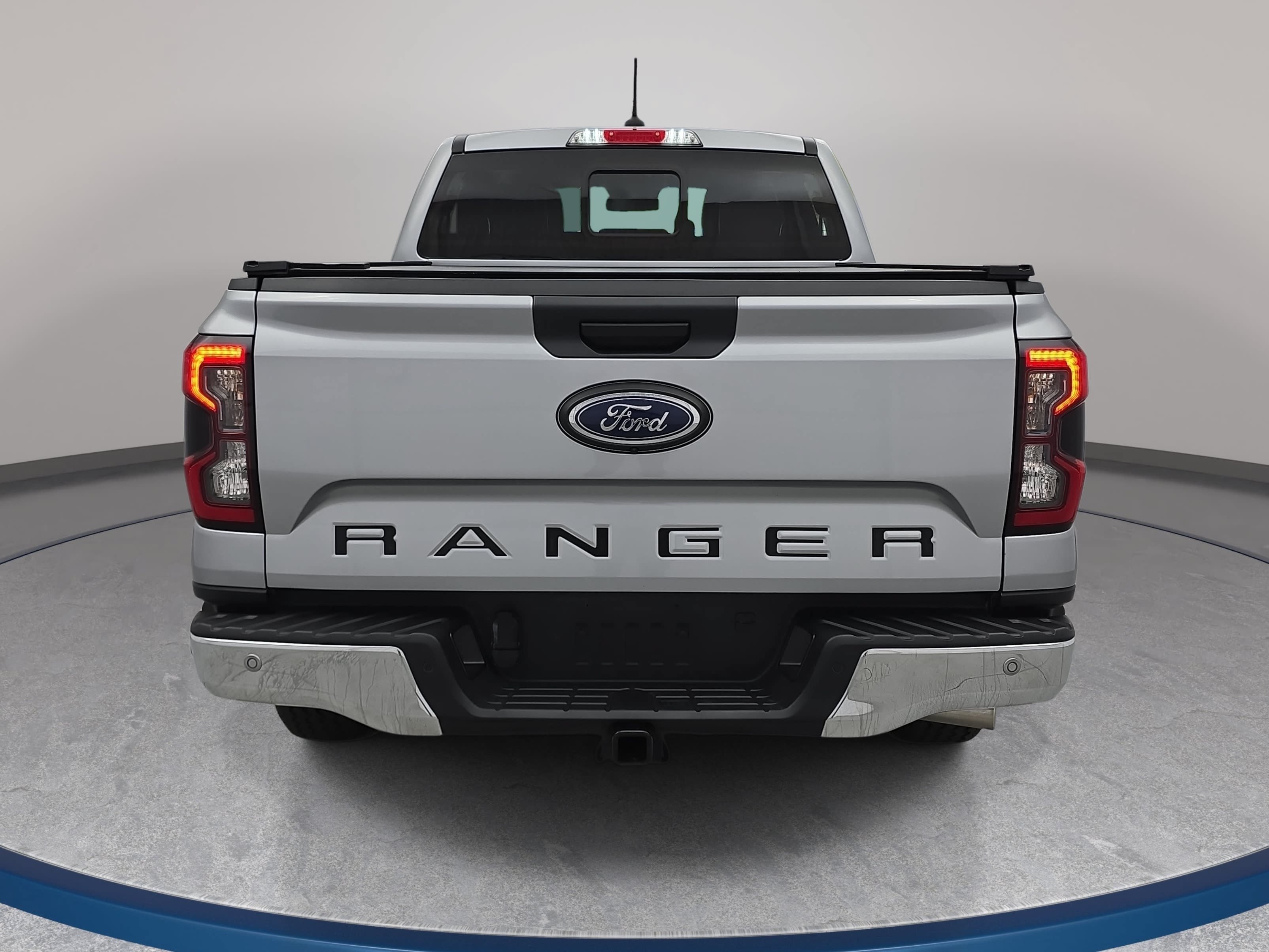 Used 2024 Ford Ranger Lariat w/ FX4 Off-Road Package AWD/4WD image 6