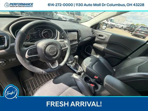 Used 2018 Jeep Compass Limited w/ Navigation Group AWD/4WD image 17
