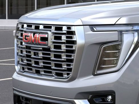 New 2026 GMC Yukon XL Denali w/ LPO, Floor Liner Package AWD/4WD image 13
