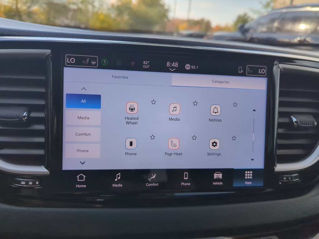 Used 2025 Chrysler Pacifica Select FWD image 20