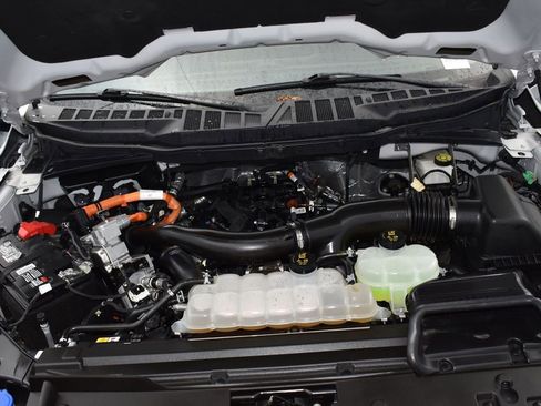 Used 2024 Ford F150 XLT w/ Mobile Office Package image 24