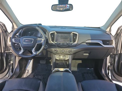 Used 2024 GMC Terrain Denali w/ Denali Premium Package image 15