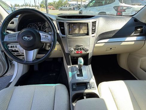 Used 2011 Subaru Legacy 2.5i Premium AWD/4WD image 17