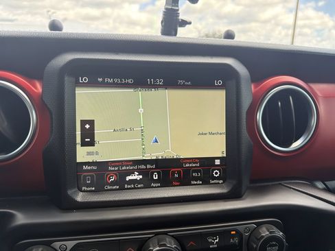 Used 2020 Jeep Gladiator Rubicon AWD/4WD image 24