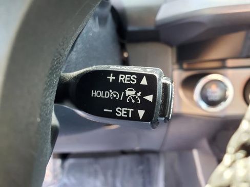 Used 2019 Toyota Tacoma TRD Sport image 25