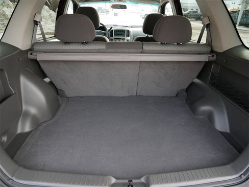 Used 2003 Ford Escape XLT image 10