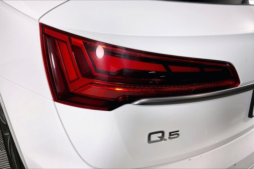 Used 2024 Audi Q5 2.0T Premium Plus AWD/4WD image 28