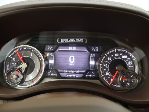 Used 2019 RAM 2500 Limited AWD/4WD image 10