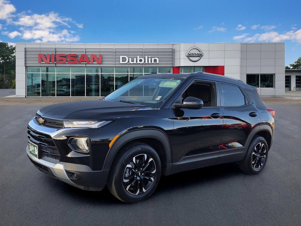 Certified 2023 Chevrolet TrailBlazer LT FWD image 1