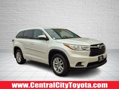 Used 2016 Toyota Highlander LE w/ Protection Package #3