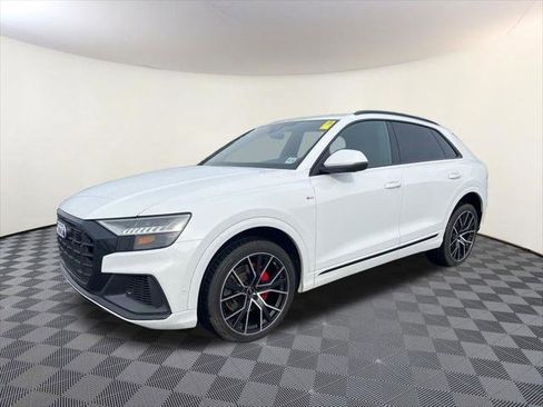 Certified 2023 Audi Q8 Premium Plus image 1