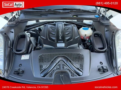 Used 2015 Porsche Macan S AWD/4WD image 21