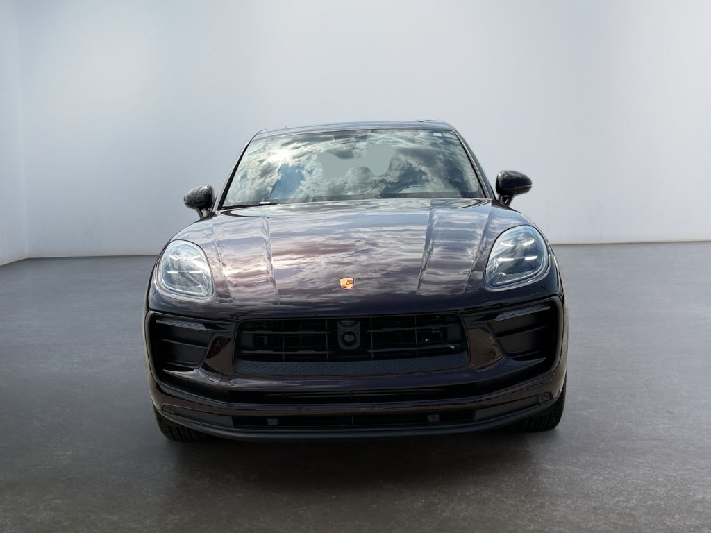 Used 2024 Porsche Macan w/ Premium Plus Package AWD/4WD image 8