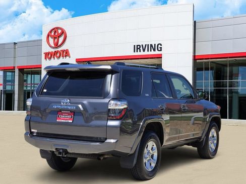 Used 2023 Toyota 4Runner SR5 Premium w/ Moonroof Package RWD image 4
