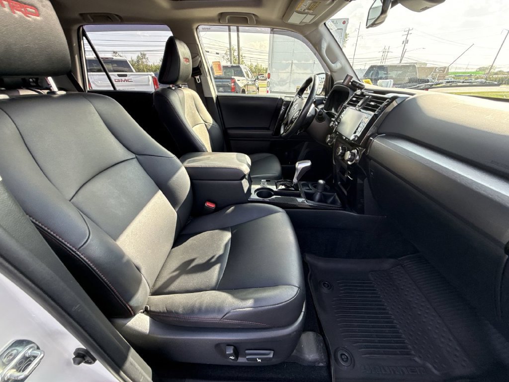 Used 2023 Toyota 4Runner TRD Off-Road Premium w/ Moonroof Package AWD/4WD image 22