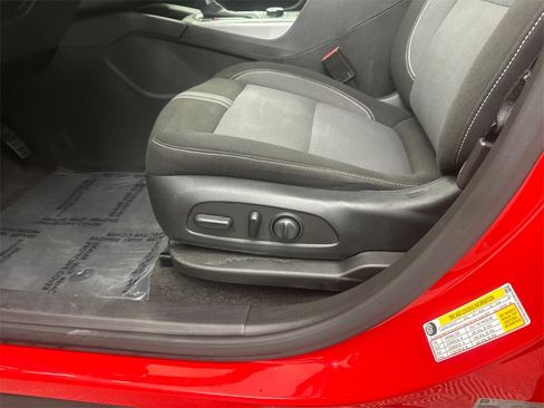 Used 2024 Chevrolet Blazer LT image 10