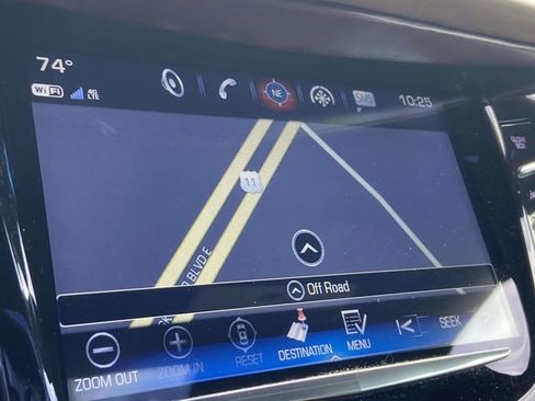 Used 2017 Cadillac Escalade Platinum AWD/4WD image 24