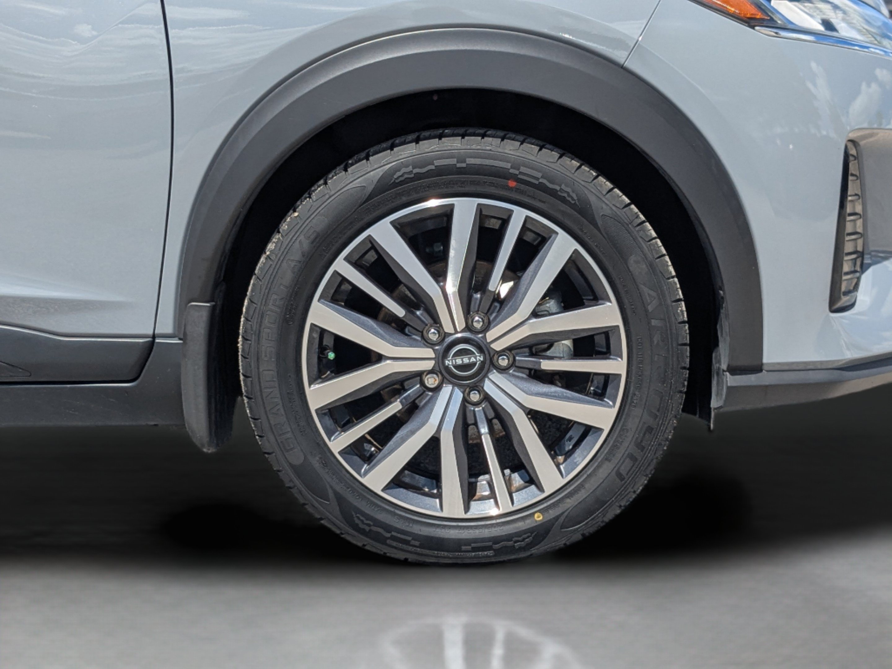 Used 2023 Nissan Kicks SV FWD image 29