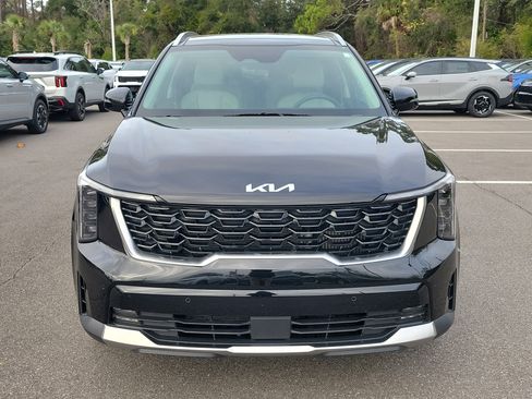 Certified 2025 Kia Sorento EX w/ Panoramic Sunroof Package image 2