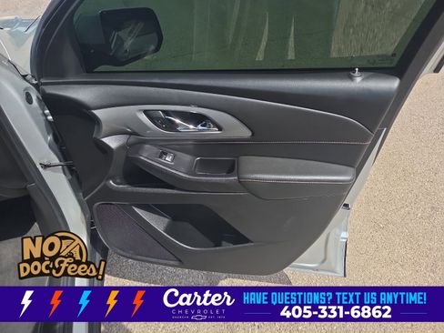 Used 2020 Chevrolet Traverse LT w/ Driver Confidence II Package FWD image 36