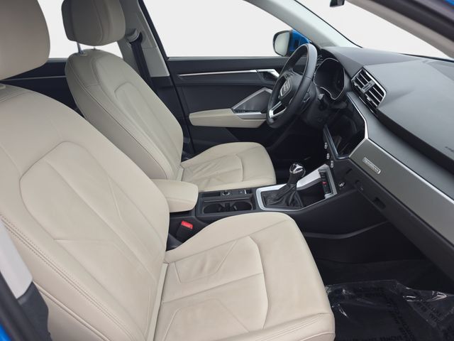 Used 2023 Audi Q3 2.0T Premium w/ Convenience Package AWD/4WD image 12
