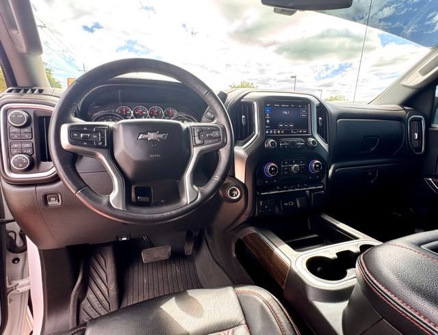 Used 2022 Chevrolet Silverado 1500 LT Trail Boss w/ Convenience Package II AWD/4WD image 9