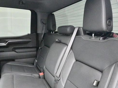 Used 2024 GMC Sierra 1500 SLT RWD image 14