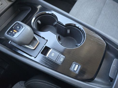 Used 2023 Nissan Rogue SV image 25