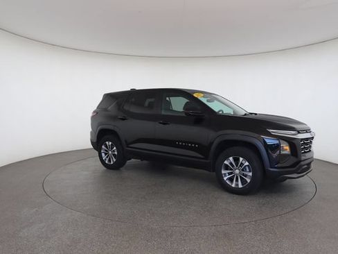 Used 2025 Chevrolet Equinox LT FWD image 26