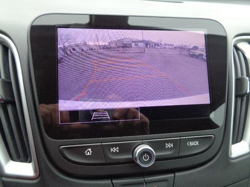 Used 2021 Chevrolet Malibu RS image 36