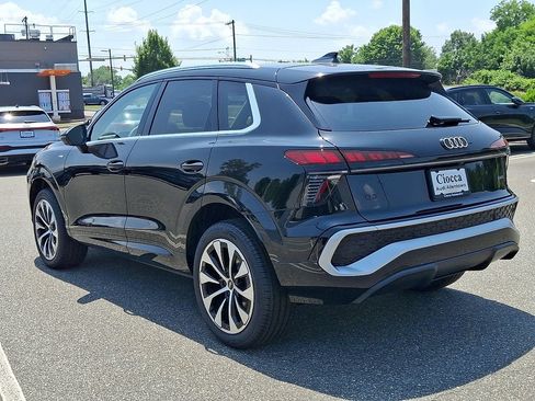 New 2026 Audi Q3 quattro 2.0T AWD/4WD image 6