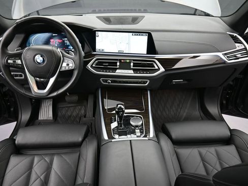 Used 2023 BMW X5 xDrive45e w/ Climate Comfort Package image 13