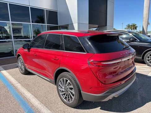 Used 2023 Lincoln Corsair Reserve image 4