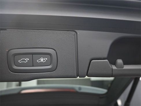 Certified 2023 Volvo XC60 B5 Ultimate image 26