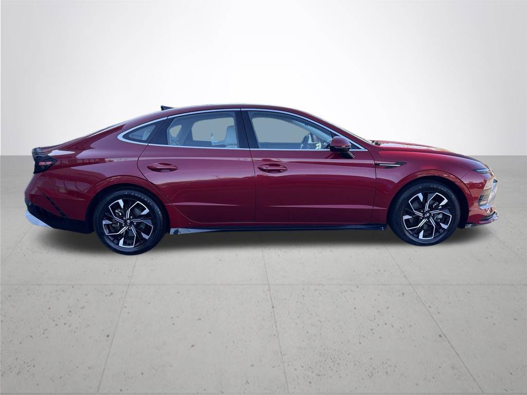 Used 2024 Hyundai Sonata SEL FWD image 5