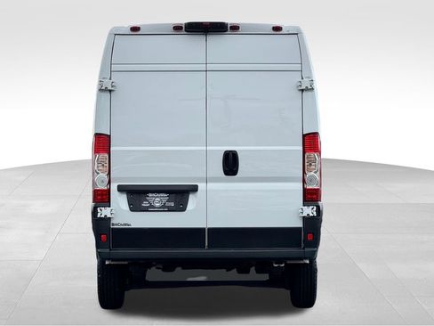 Used 2023 RAM ProMaster 2500 FWD image 6