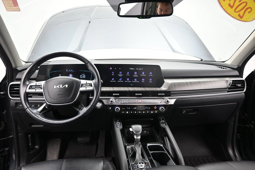 Used 2024 Kia Telluride EX w/ EX Captain's Chair Package AWD/4WD image 39