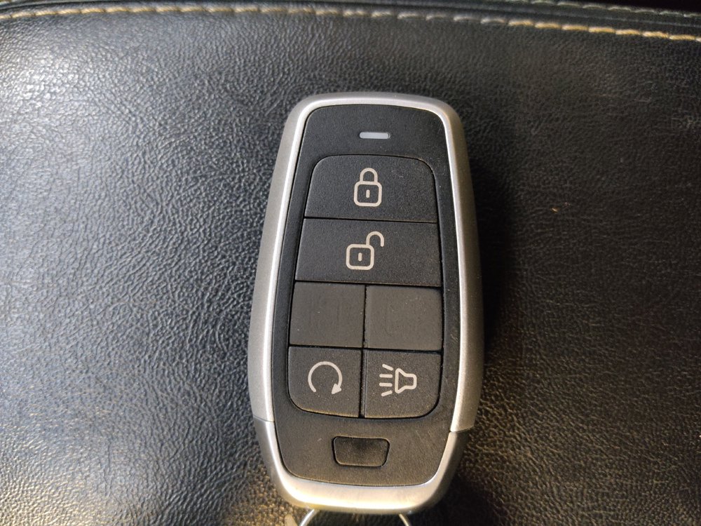 Used 2019 Jeep Cherokee Limited w/ Technology Group AWD/4WD image 32
