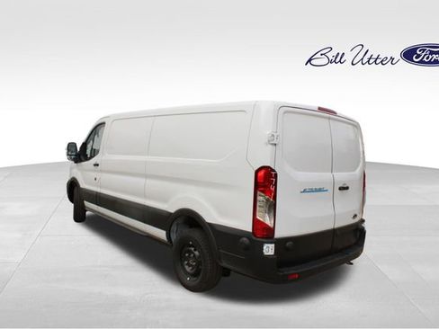 New 2024 Ford E-Transit Low Roof image 4