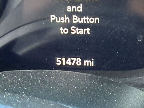 Used 2022 Jeep Wrangler Unlimited Sahara w/ Cold Weather Group AWD/4WD image 15