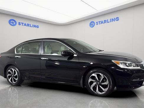 Used 2017 Honda Accord EX-L image 12