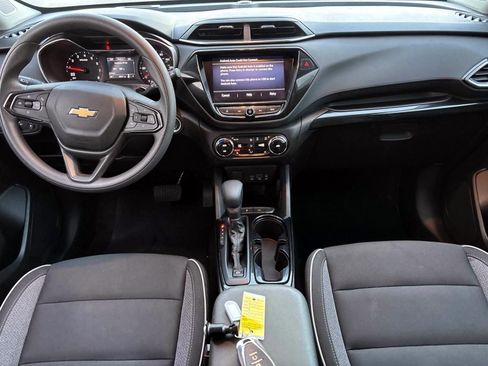 Used 2021 Chevrolet TrailBlazer LT w/ Convenience Package FWD image 29